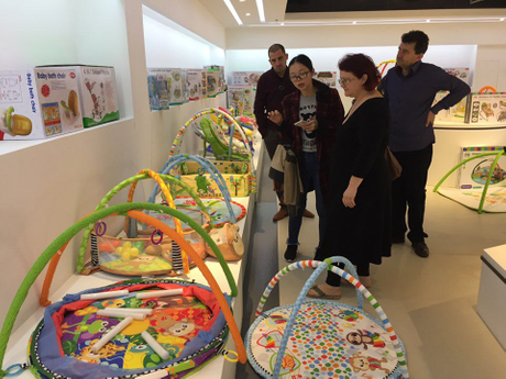 Wholesale Baby Mobiles China.jpg